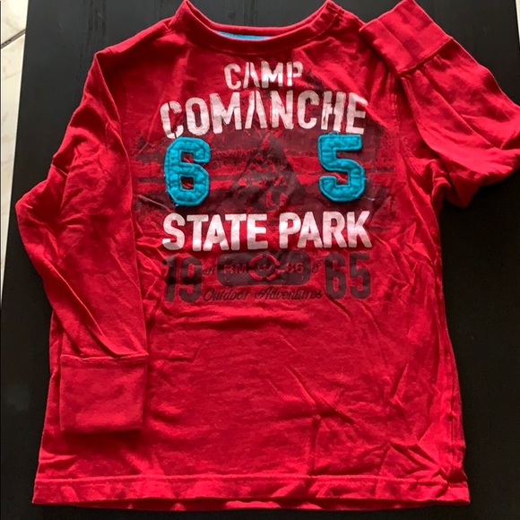 Arizona Jean Company Other - 2/$10 Long sleeve t-shirt♥️